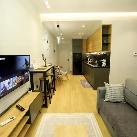 Lago Suite Апартаменты *